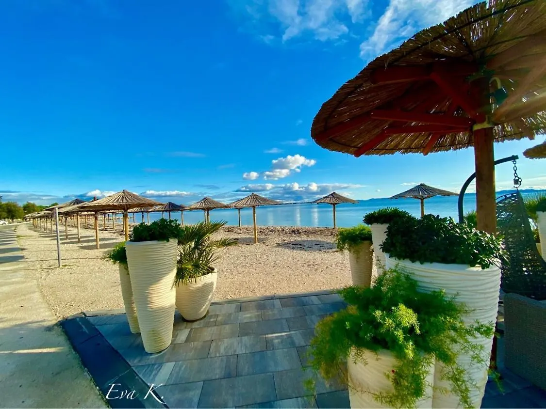 Luxury Beach Villa Vir / Apartments
