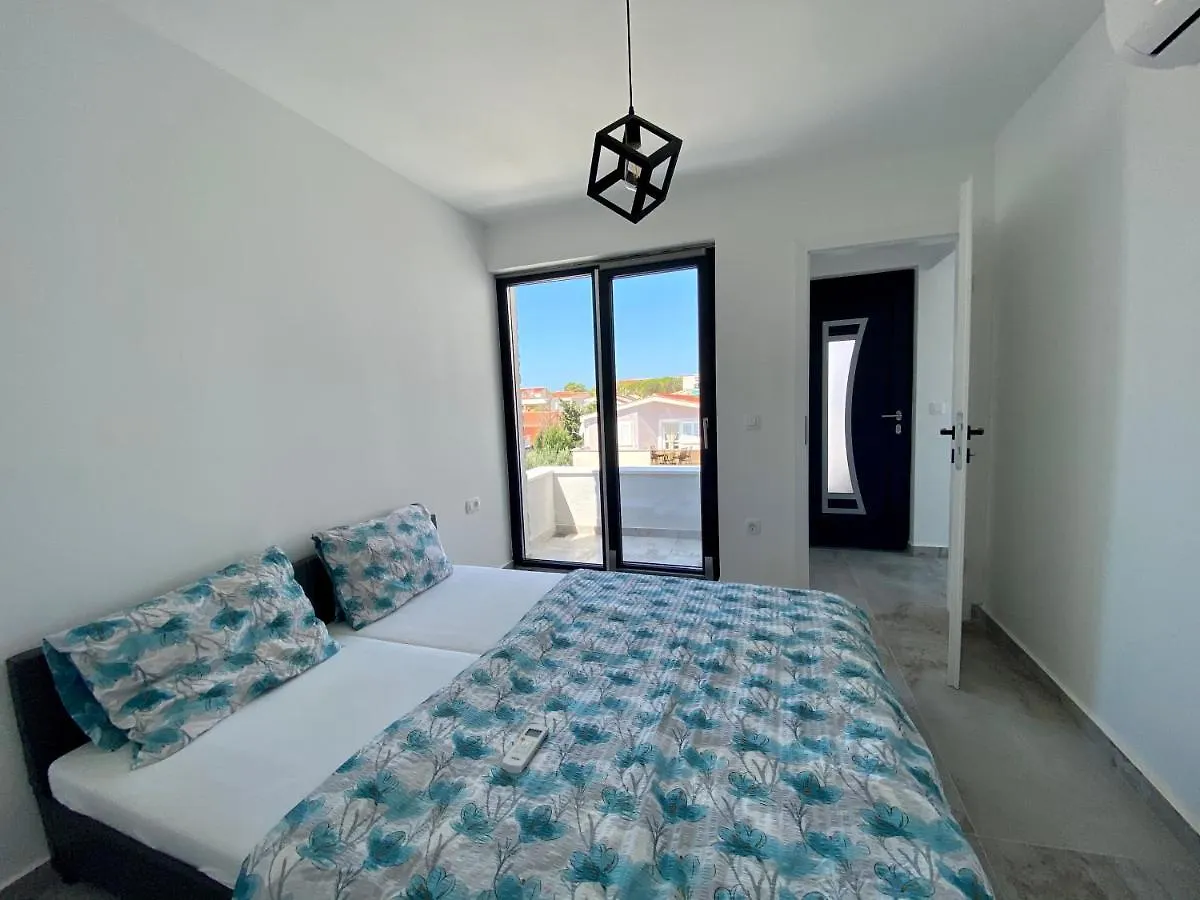 Luxury Beach Villa Vir / Apartments Hırvatistan