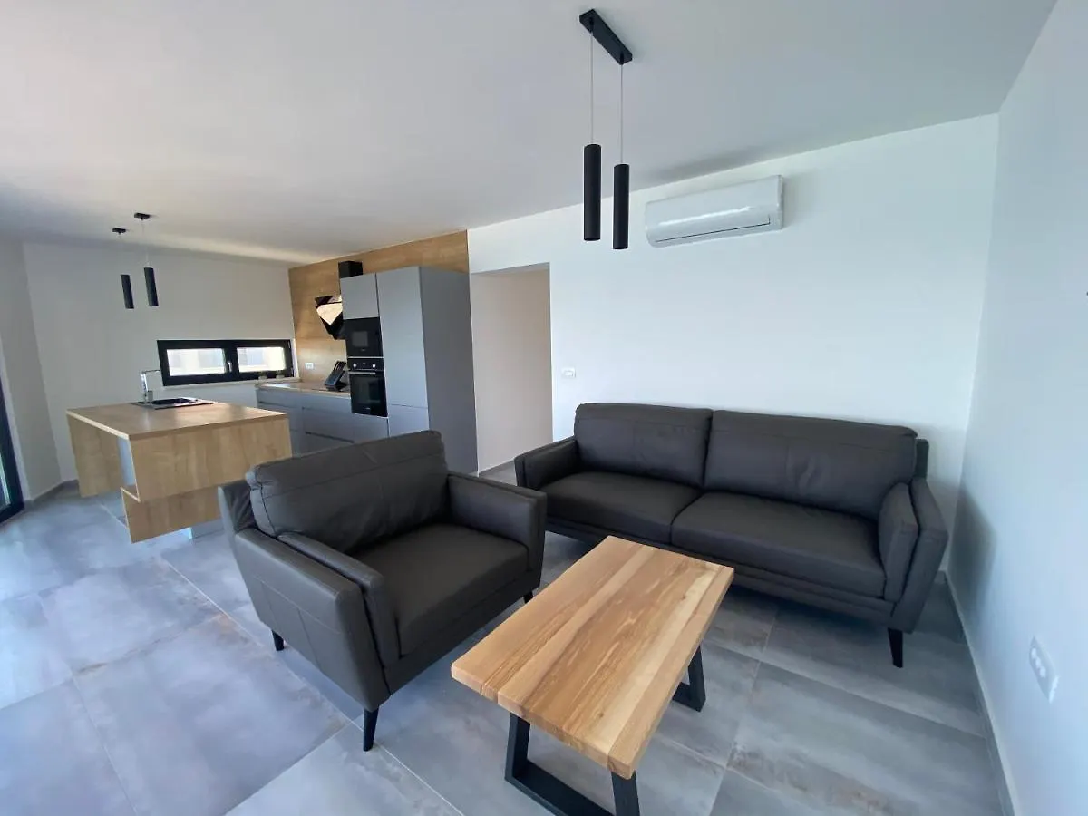Luxury Beach Villa Vir / Apartments 0*,