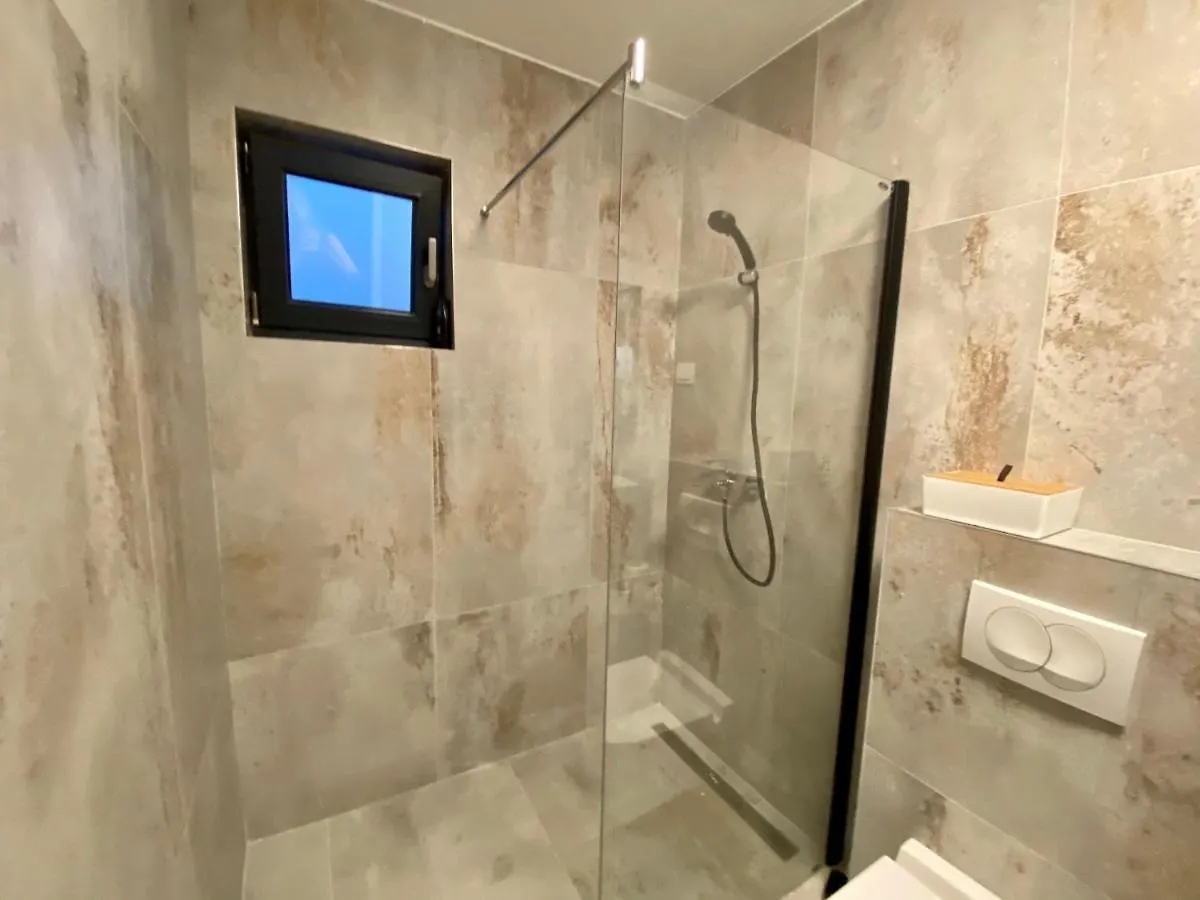 Luxury Beach Villa Vir / Apartments