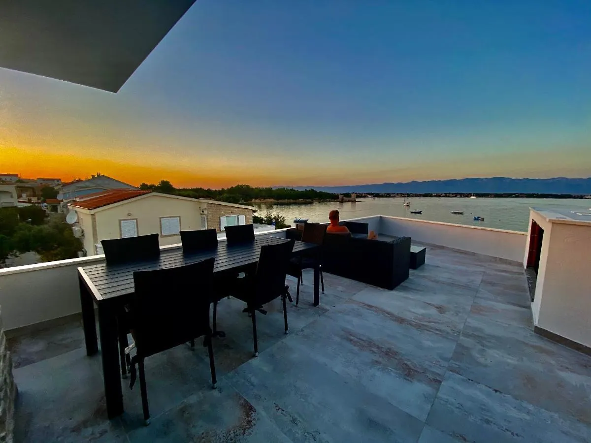 Luxury Beach Villa Vir / Apartments