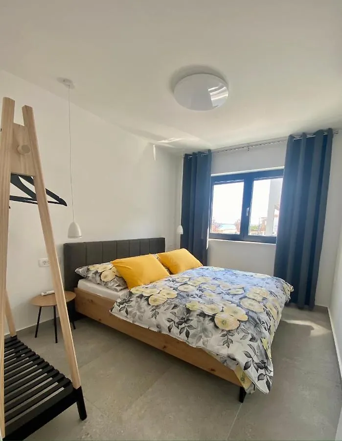 Luxury Beach Villa Vir / Apartments
