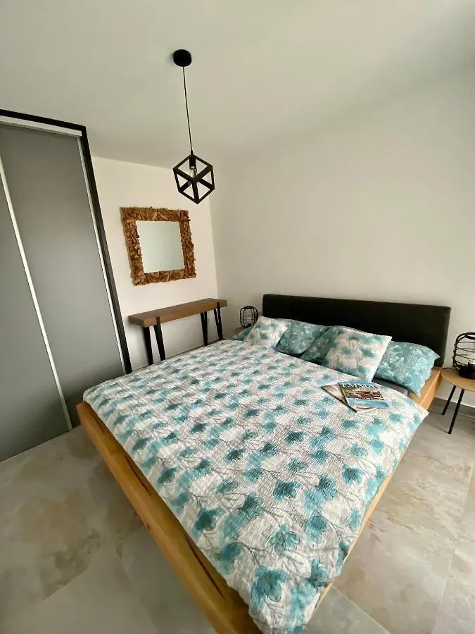 Luxury Beach Villa Vir / Apartments 0*,