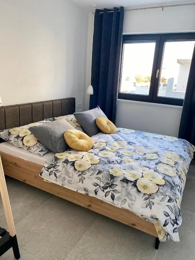Luxury Beach Villa Vir / Apartments