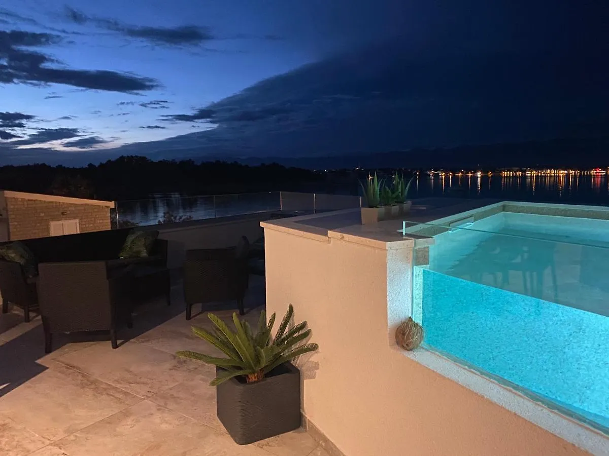 Luxury Beach Villa Vir / Apartments 0*,