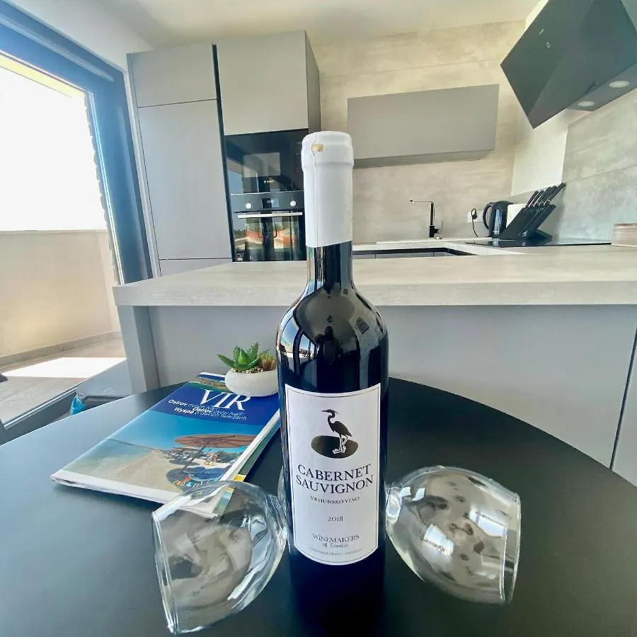 Luxury Beach Villa Vir / Apartments