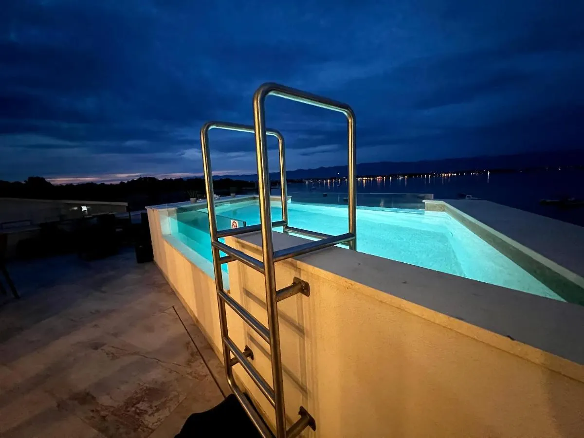 Luxury Beach Villa Vir / Apartments